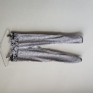 Lululemon Real Quick Tight Miss Mosaic White / Posey Black White